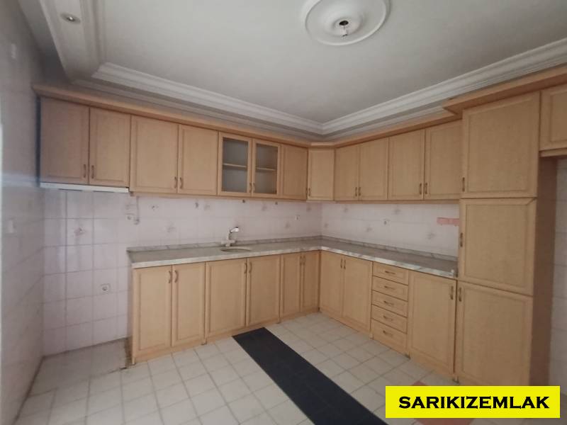 Edremit Güre Mah`da6+1  Villa. - 45